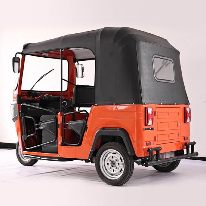 Triciclo eléctrico EVOTUC City 7500, modelo SANDI SD7500, vista trasera 3/4